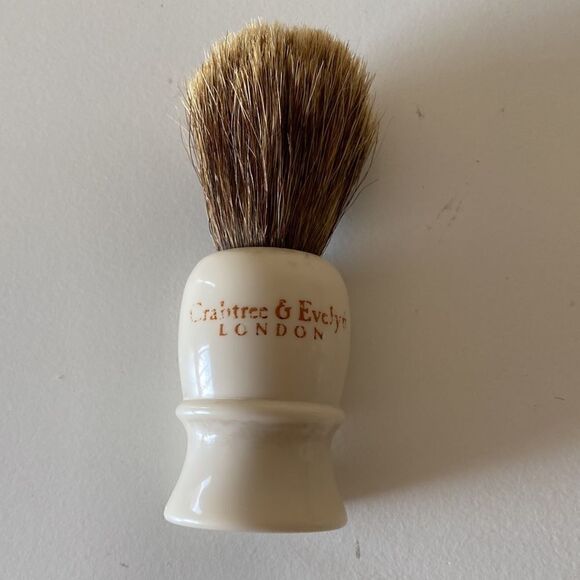 Crabtree & Evelyn Vintage Shaving Brush - Picture 5 of 8